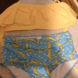 Women 2 piece bathing suit